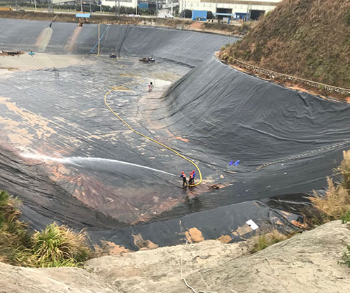兴化废水池清理